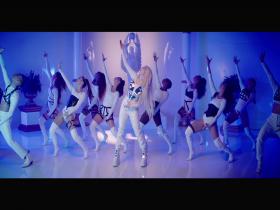 Ava Max Kings & Queens (M)